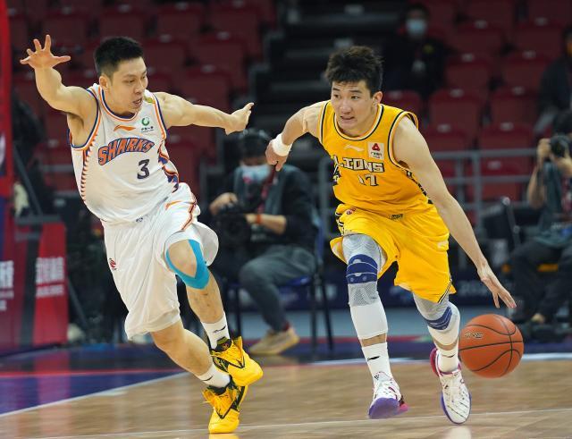 Kaiyun开云中国官网-后卫对决成总决赛最大看点 孙铭徽的极限在哪里？